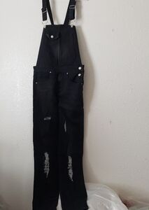 Black Skinny Fit Cross-Back Distressed Overalls Size 4/6 W28